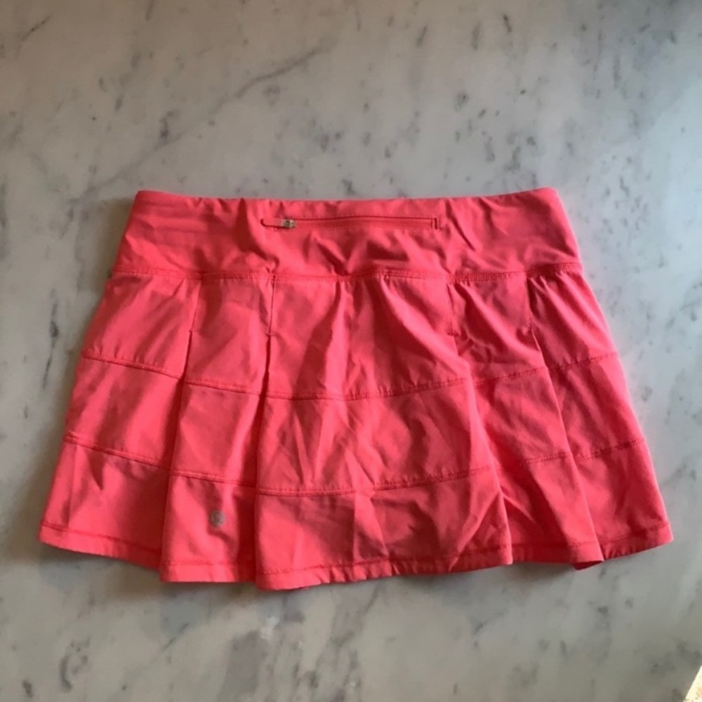 Lululemon GLOSSY Pace Rival Skirt